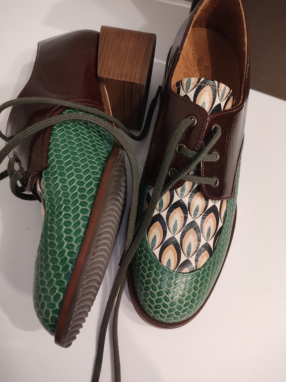 Chie Mihara Green Brown Patterned Leather Lace-Up Oxfords - Picture 3 of 14
